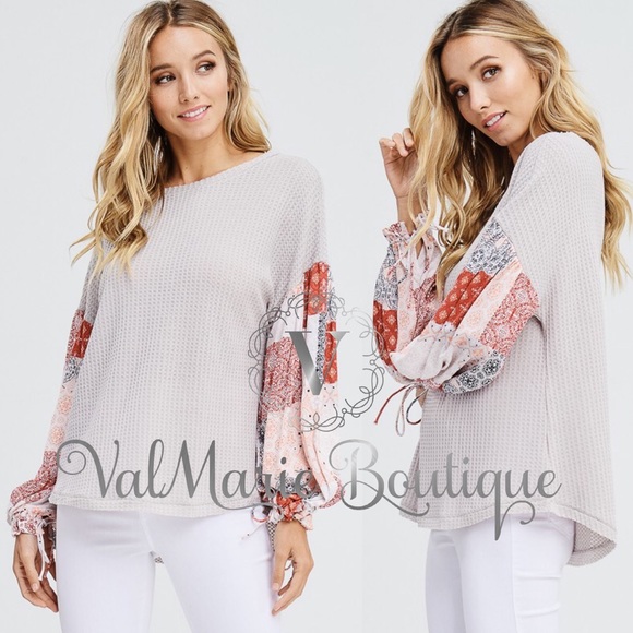 ValMarie Tops - LAST 1! Detailed sleeves Thermal Knit top